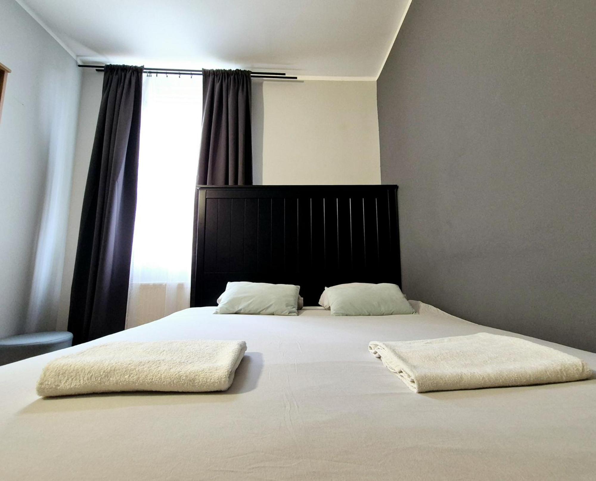 Pini Hostel - Przytulne Pokoje W Centrum Krakowa Eksteriør bilde